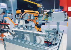 顯揚科技亮相央視直播間